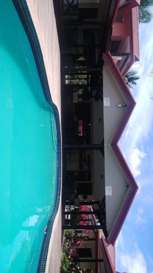Beach Escape Resort Nadi Exterior photo